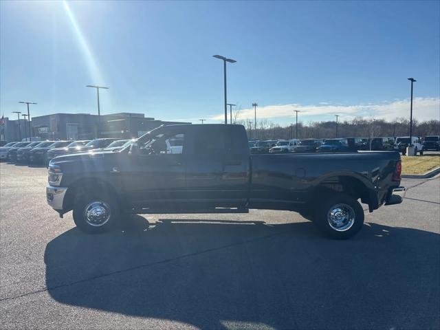 New 2026 Forged Blue Metallic Exterior Paint RAM TRADESMAN image 5