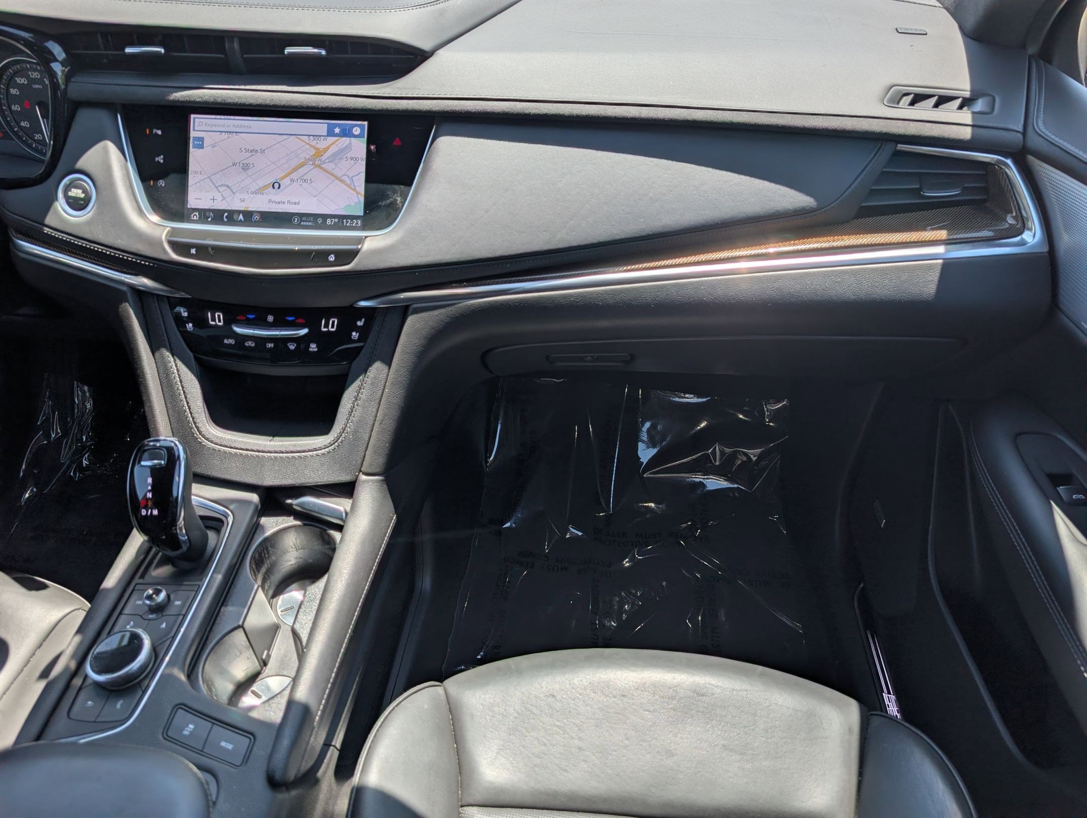 Used 2023 Argent Silver Metallic Cadillac Sport image 31