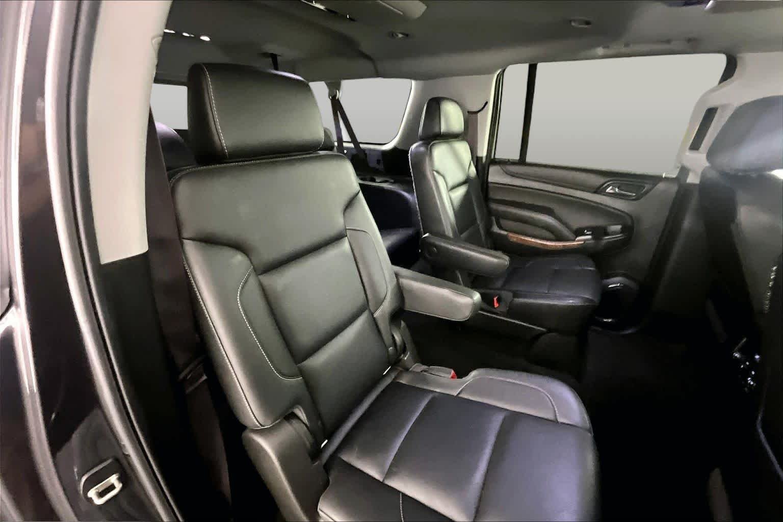 Used 2017 Tungsten Metallic Chevrolet Premier image 19