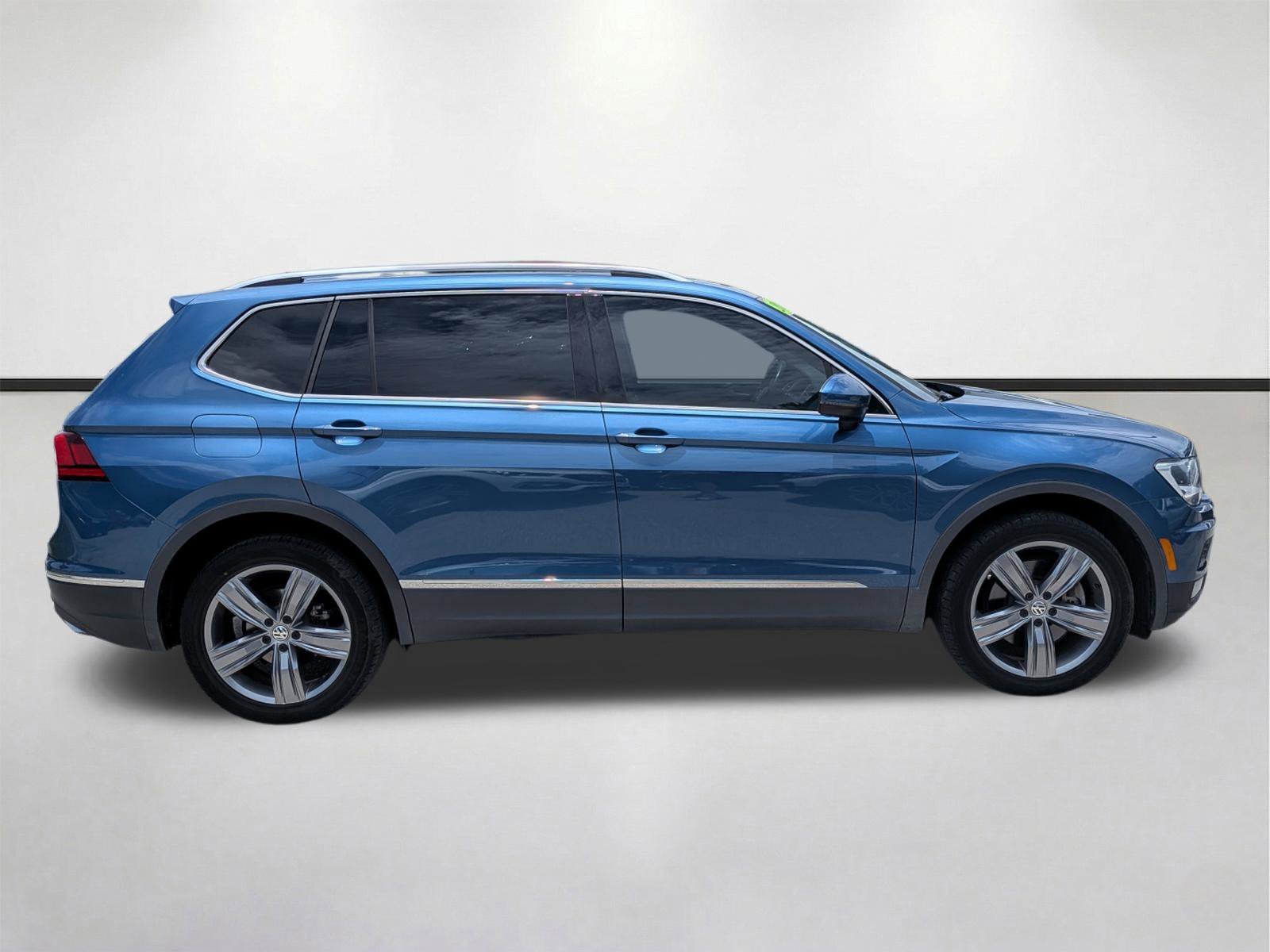 2020 Volkswagen Tiguan SEL - Photo 3