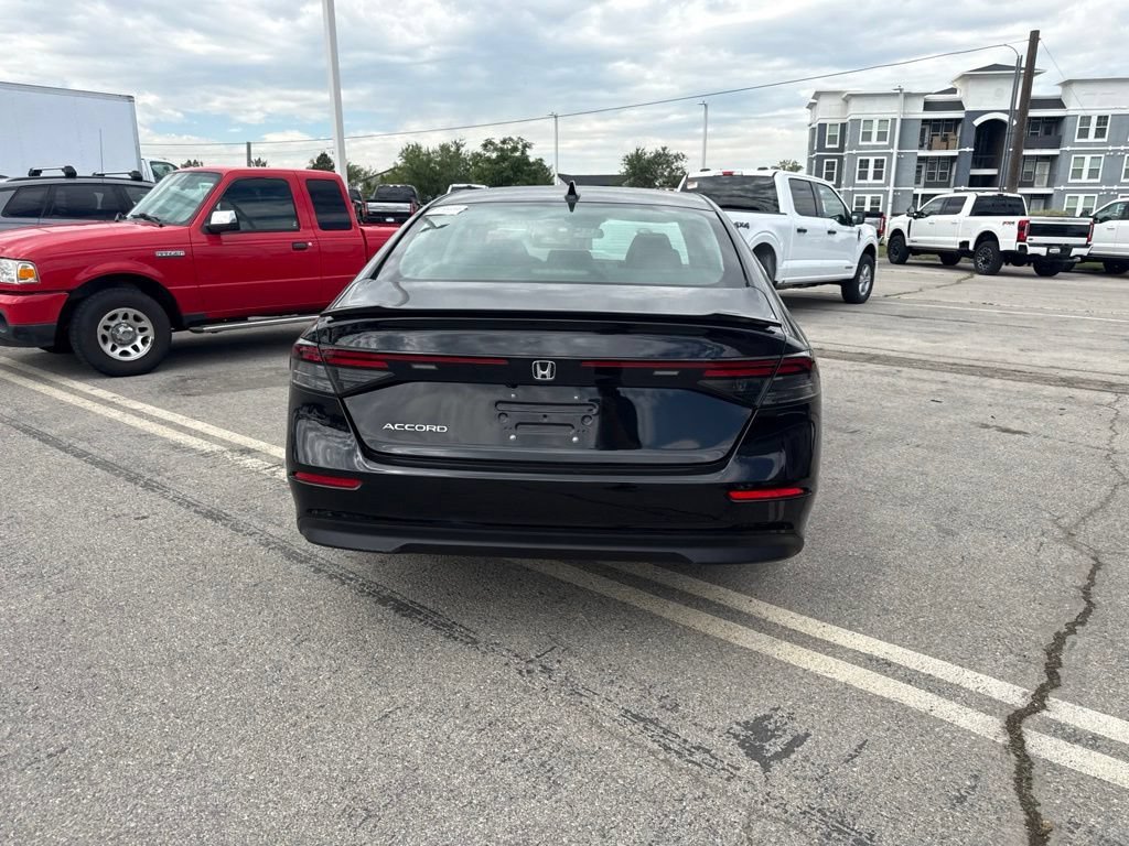 Used 2025 Black Honda LX image 9
