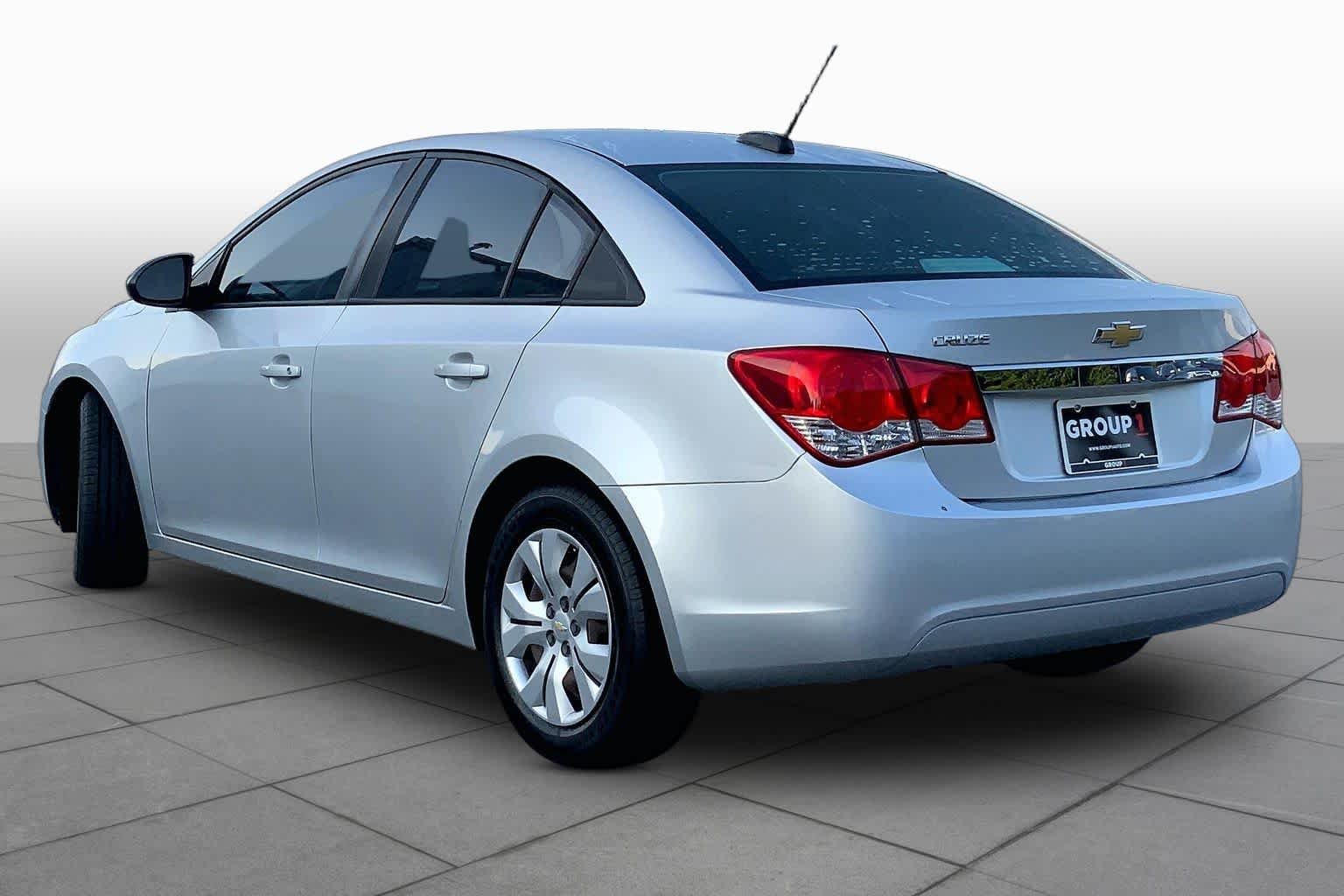 Used 2016 Silver Ice Metallic Chevrolet LS image 12