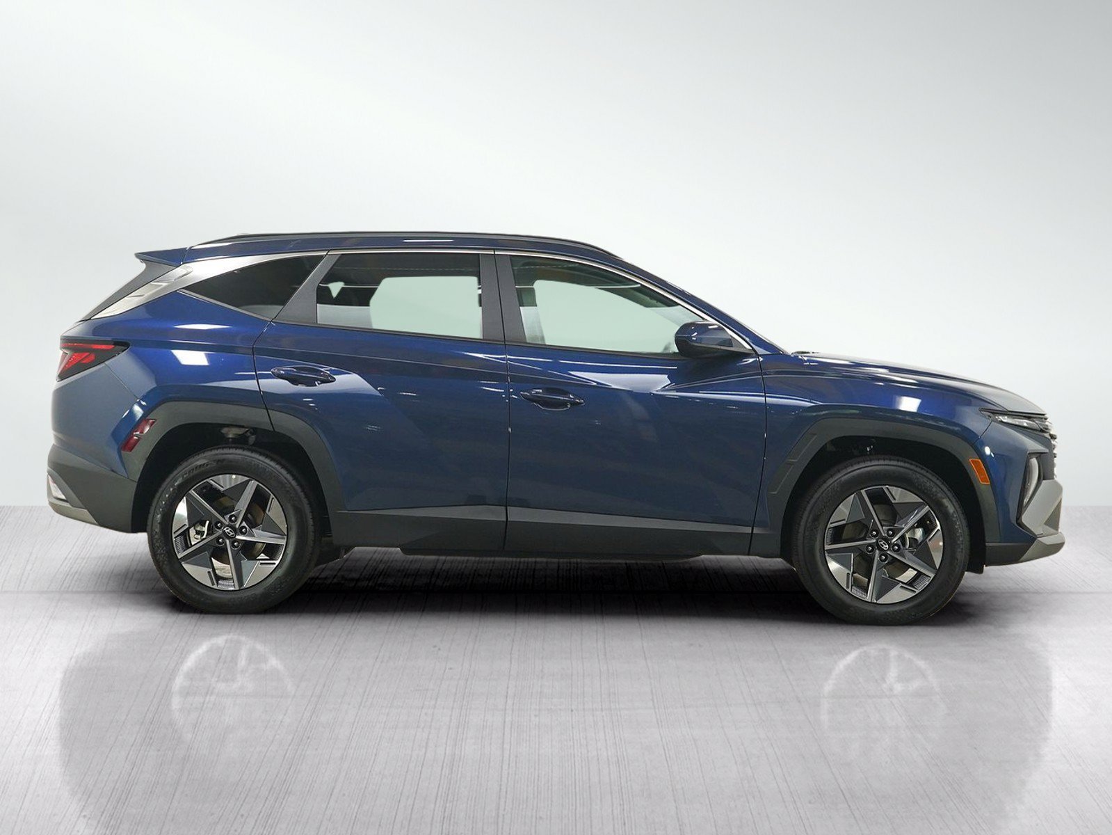 Used 2026 Atlantis Blue Hyundai SEL AWD image 6