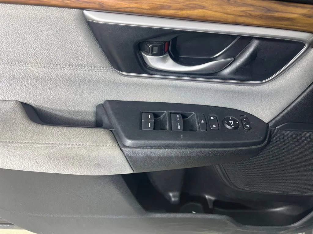 Used 2021  Honda EX image 14