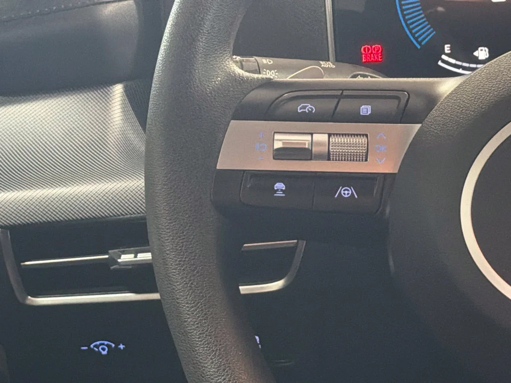 Used 2024 Transmission Blue Hyundai SEL image 18