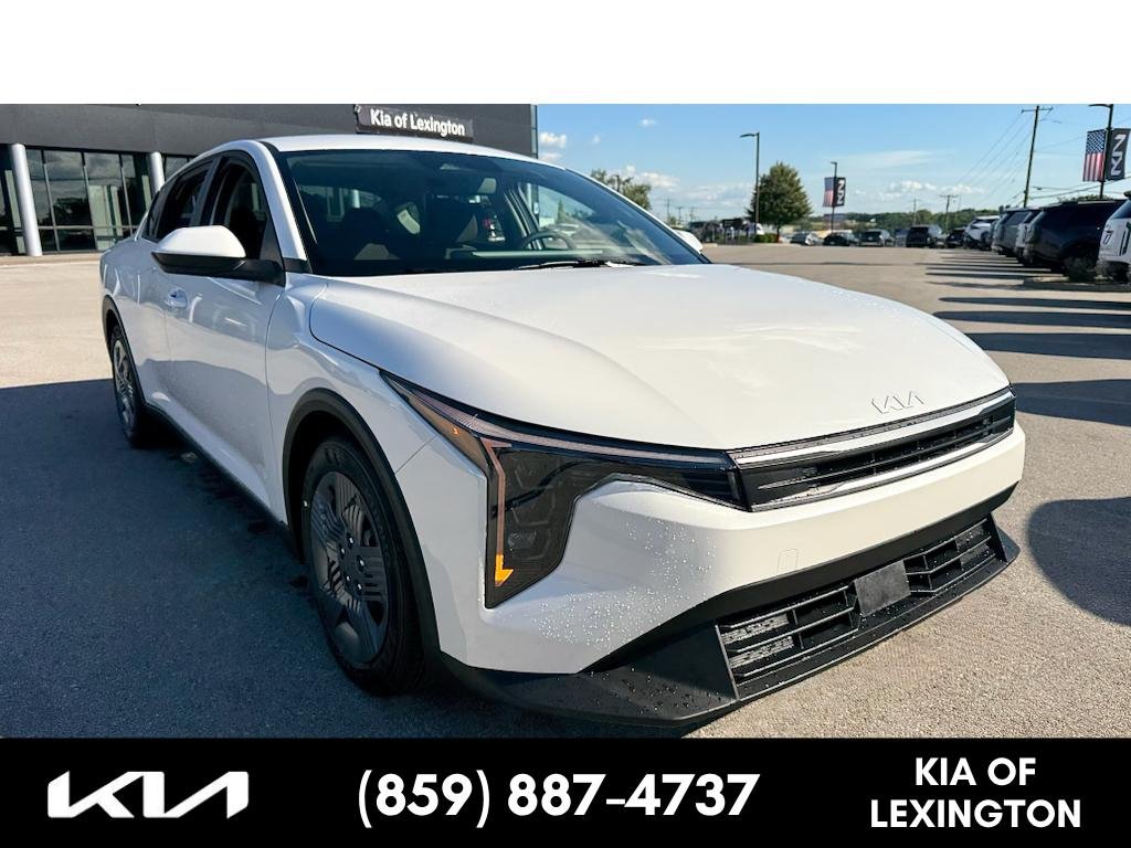 New 2026 Snow White Pearl Kia LX image 1