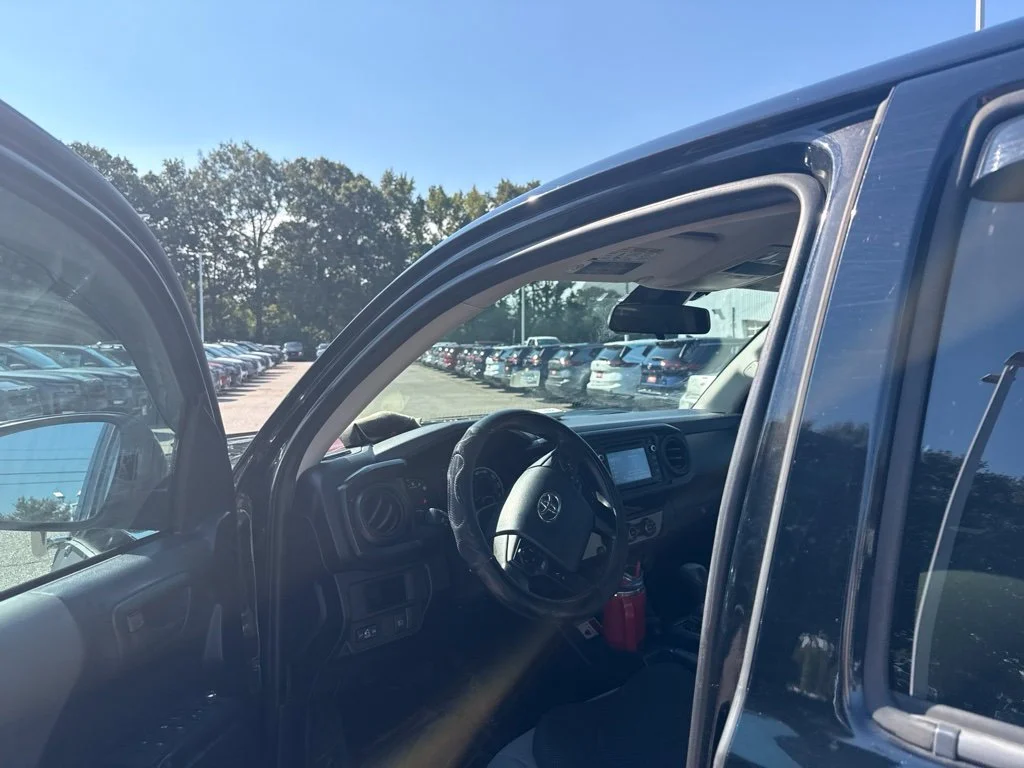 Used 2018 Black Toyota SR image 7