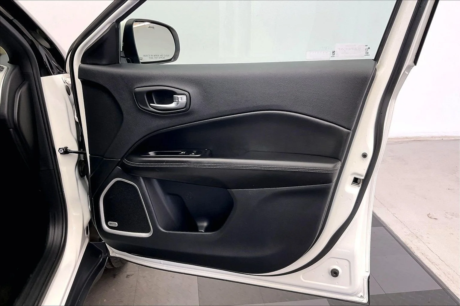Used 2020 White Clearcoat Jeep High Altitude image 26