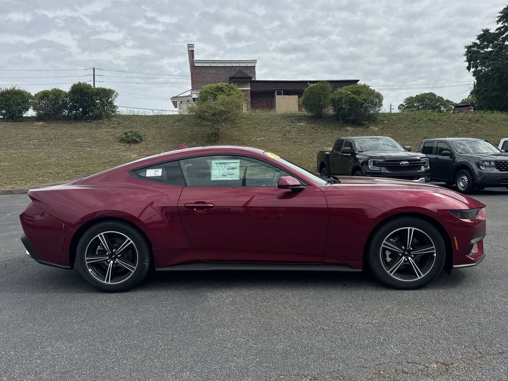 New 2025 Molten Magenta Metallic Tri-coat Ford EcoBoost® Fastback image 8