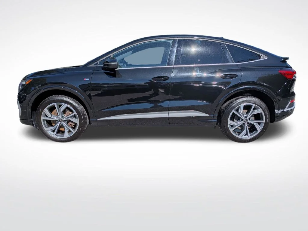Used 2023 Black Audi Premium Plus image 7
