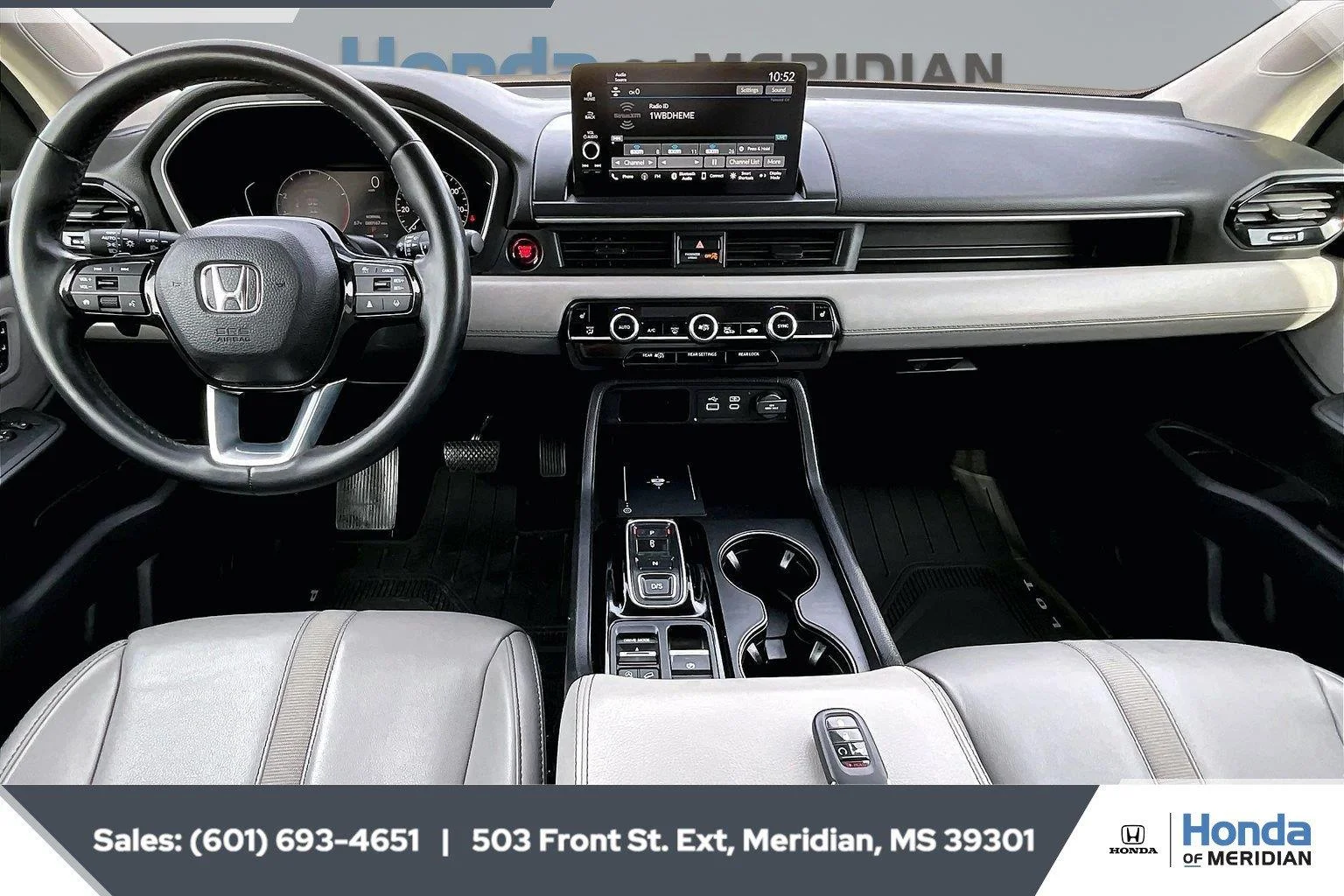 Used 2023 Lunar Silver Metallic Honda EX-L image 13