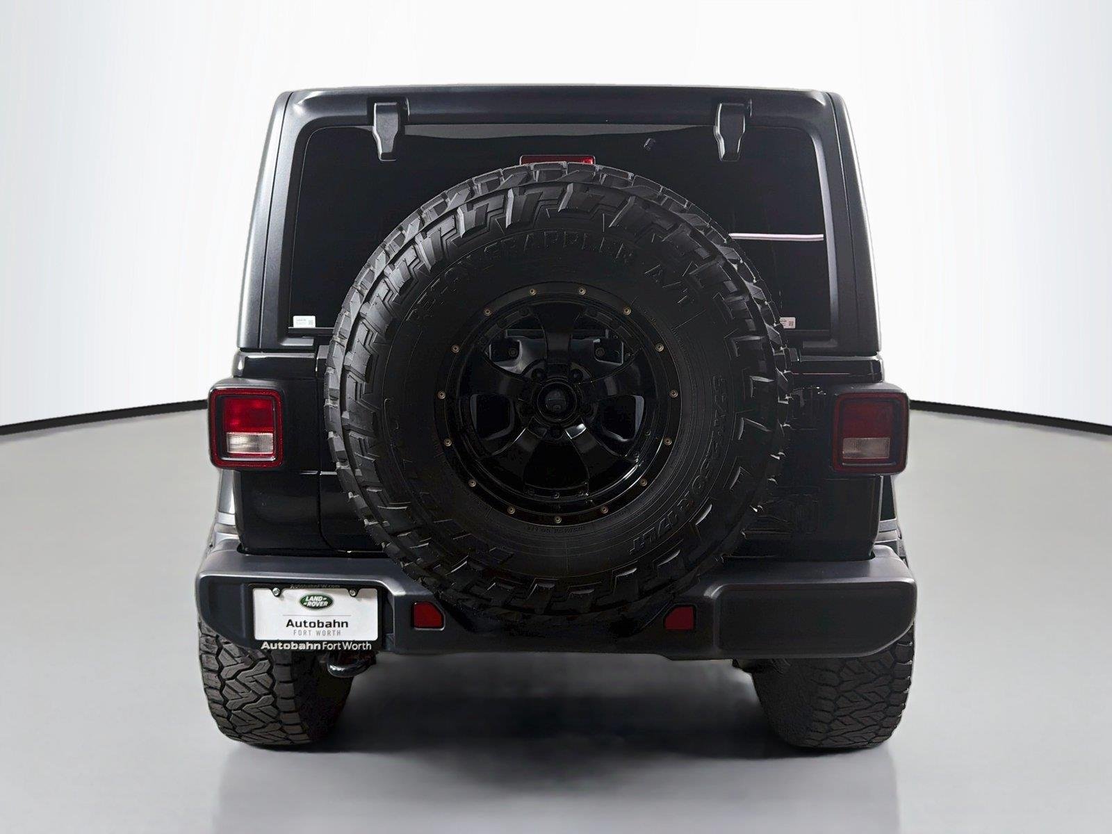 Used 2020 Black Jeep Sahara 4X4 image 6