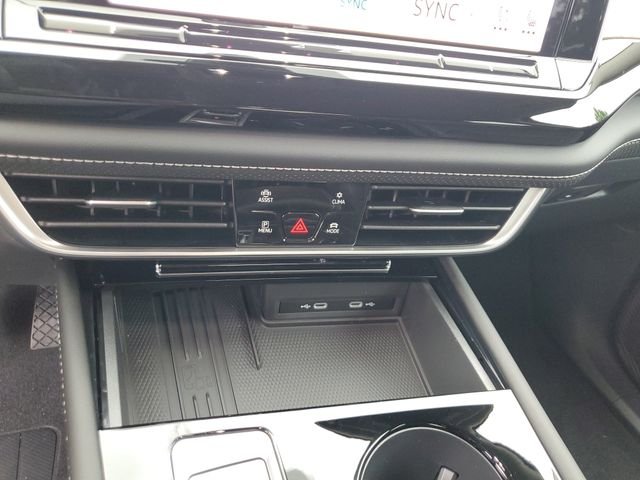 New 2026 Gray Volkswagen 2.0T SE w/Technology image 21