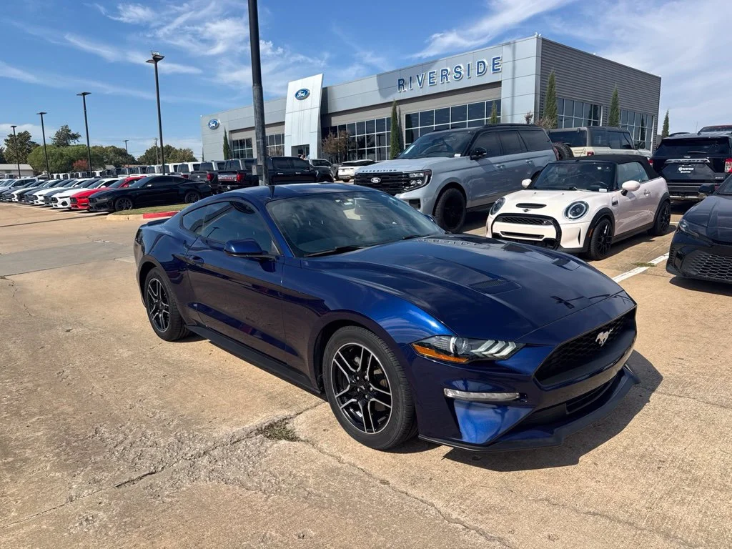 2020 Ford Mustang EcoBoost RWD photo