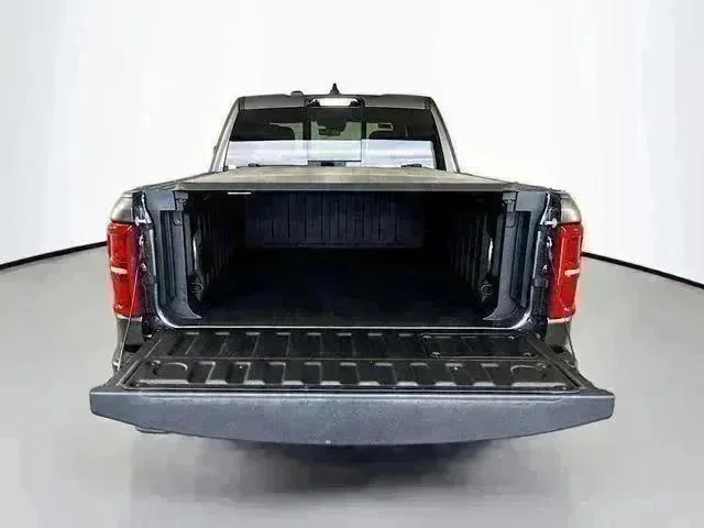 2026 RAM 1500 Limited - Photo 27