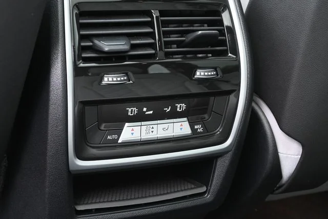 Used 2023 Black BMW sDrive40i image 23