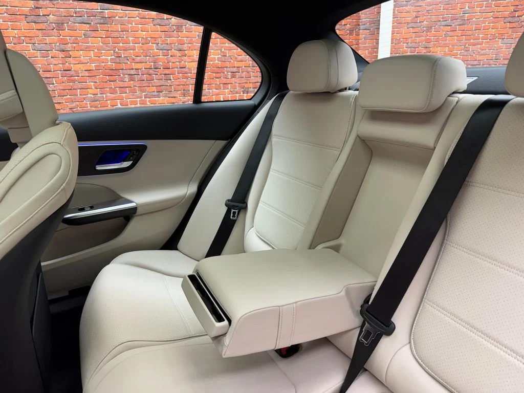 Used 2026 White Mercedes-Benz C 300 image 11