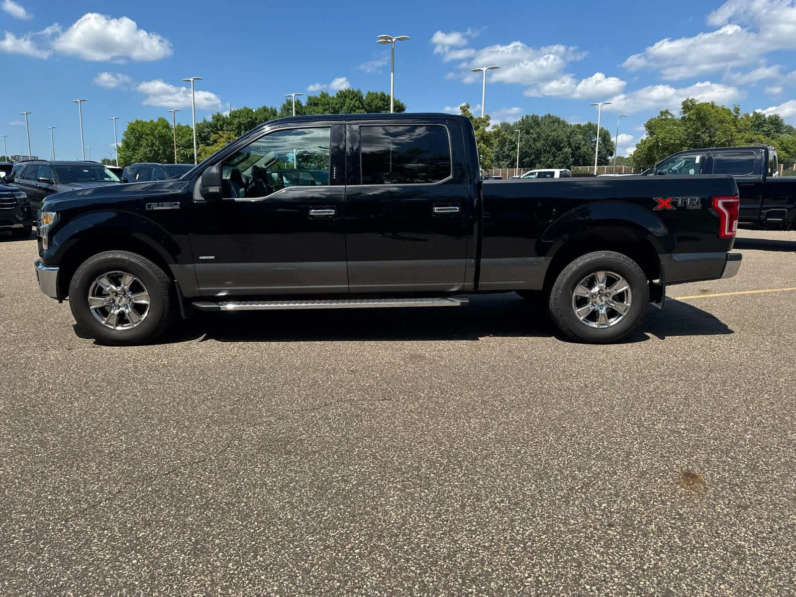 Used 2016 Ford F-150 XLT with VIN 1FTFW1EGXGFC35677 for sale in Coon Rapids, Minnesota