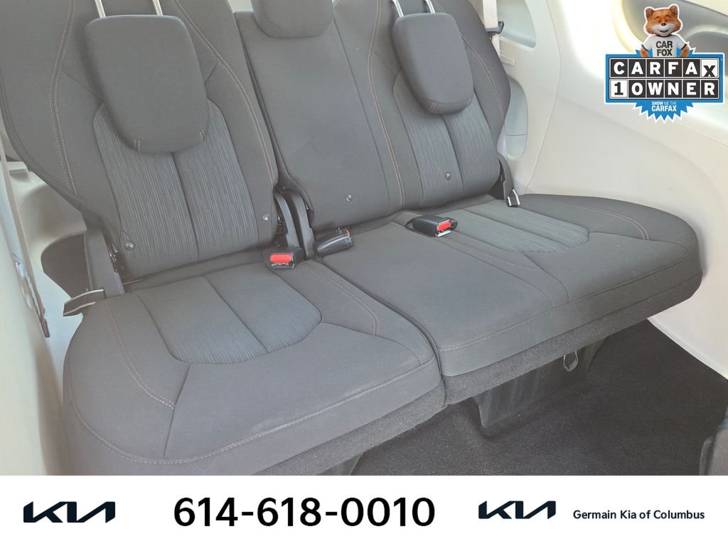Used 2020 Black Chrysler Touring image 20