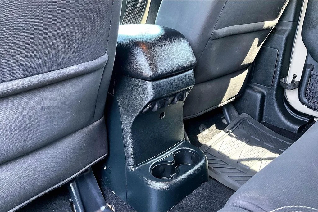 Certified Used 2018 Beige Jeep Unlimited Rubicon image 10