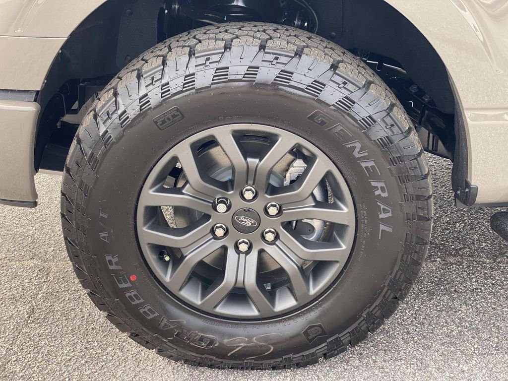New 2026 Marsh Gray Ford Tremor® image 7