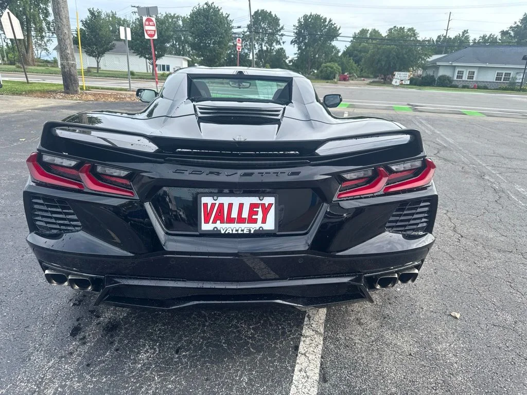 Used 2021 Black Chevrolet Stingray image 4