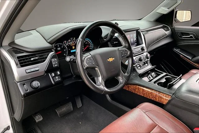 Used 2020 Beige Chevrolet Premier image 16