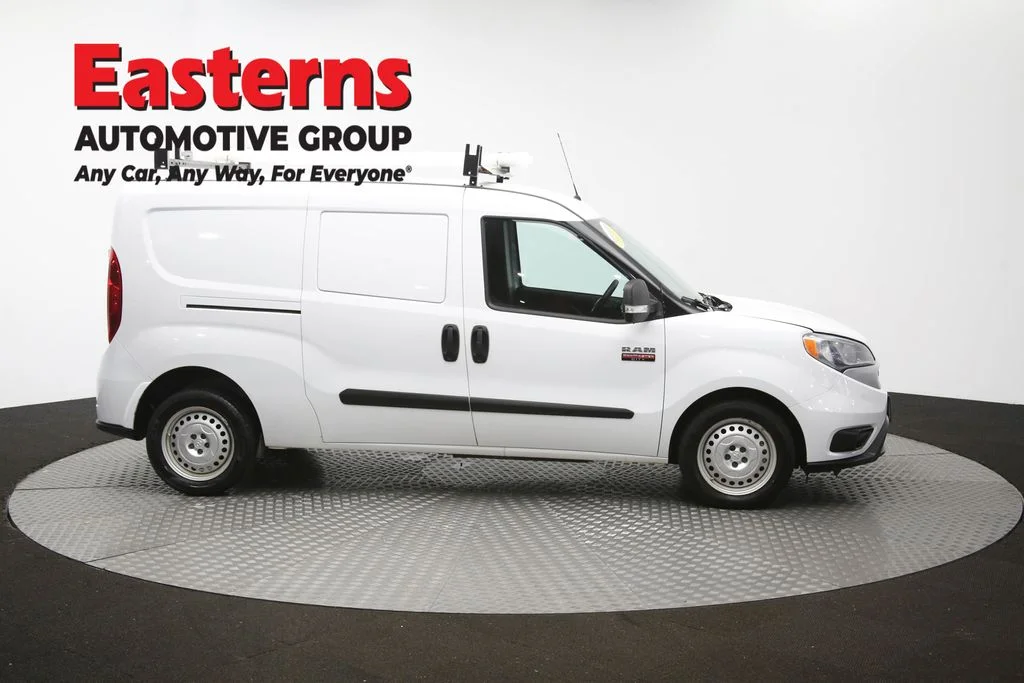 Used 2022 White Ram Base image 45