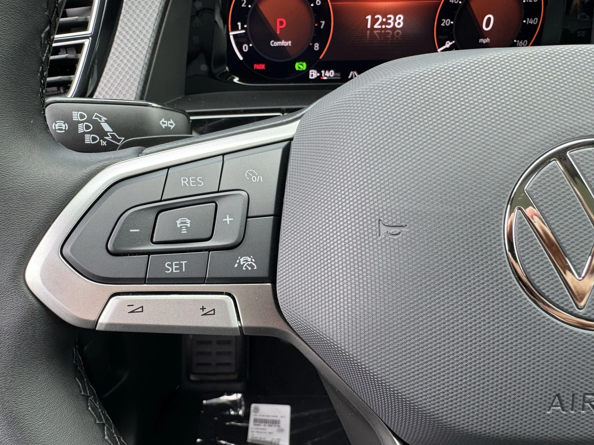 New 2026 Opal White Pearl Volkswagen 2.0T Peak Edition image 18