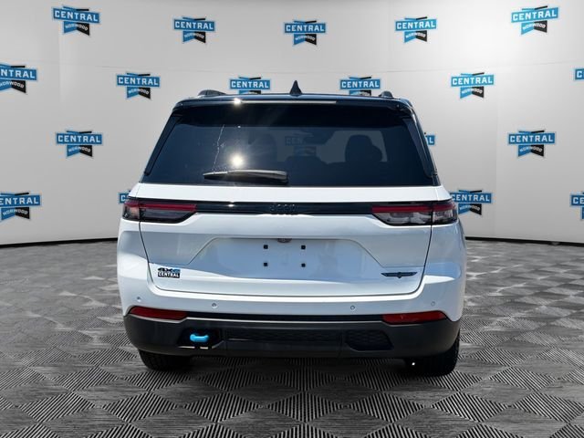 Used 2022 White Jeep Trailhawk 4xe image 5