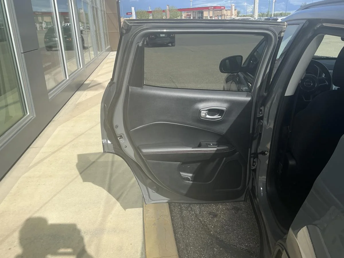 Used 2021 Grey Jeep Upland Edition image 30