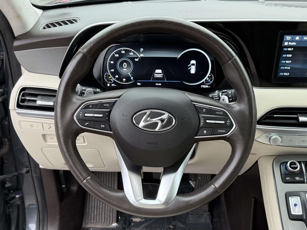 Certified Used 2020 Graphite Hyundai Limited image 18