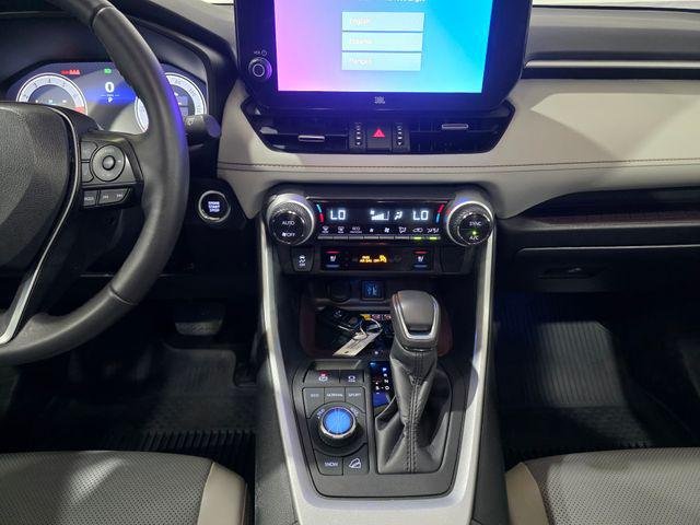 Certified Used 2024 MAGNETIC GRAY MET. Toyota  image 20