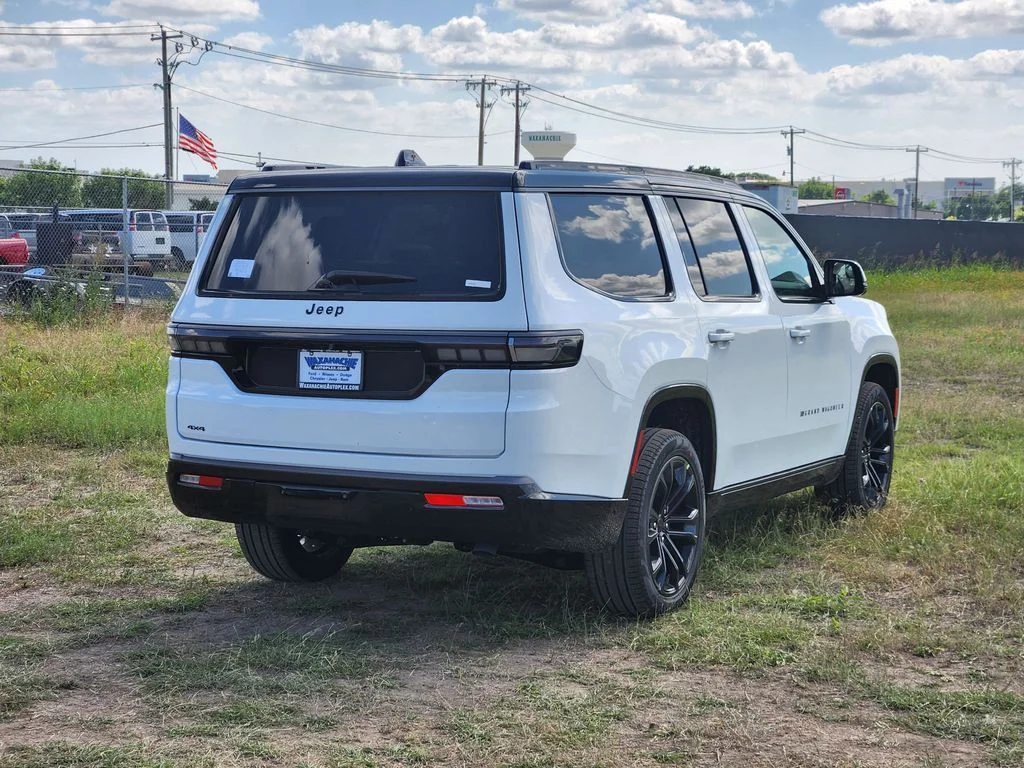 New 2026 Bright White Clearcoat Jeep Summit Reserve image 4