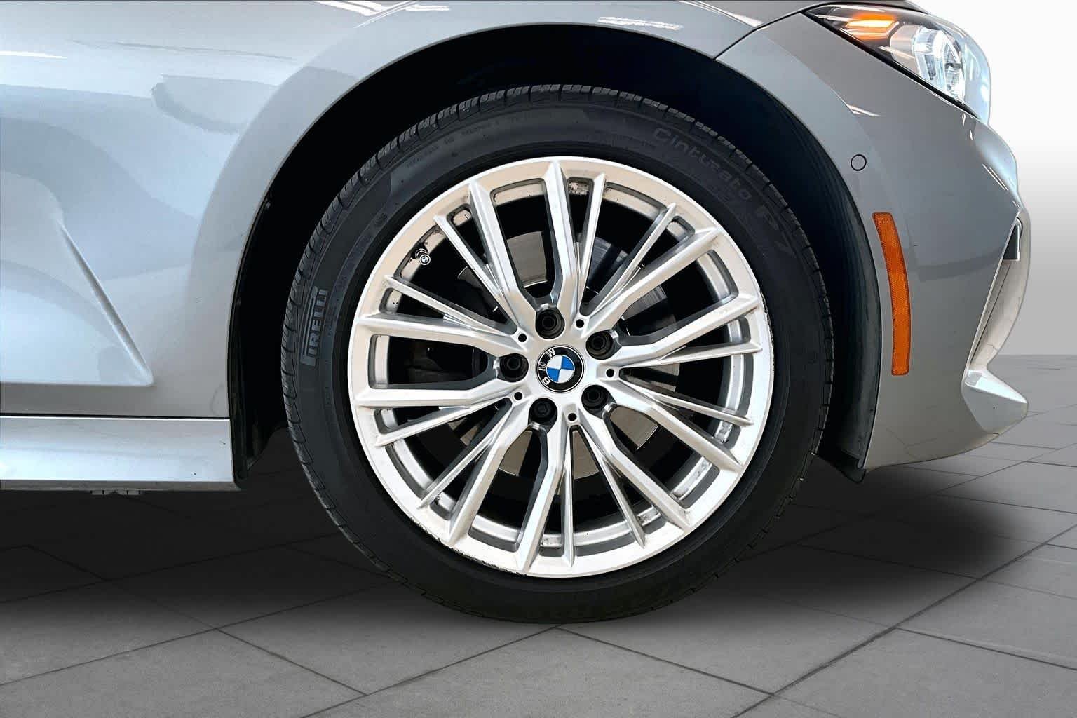 Used 2024 Skyscraper Grey Metallic BMW 330i image 9