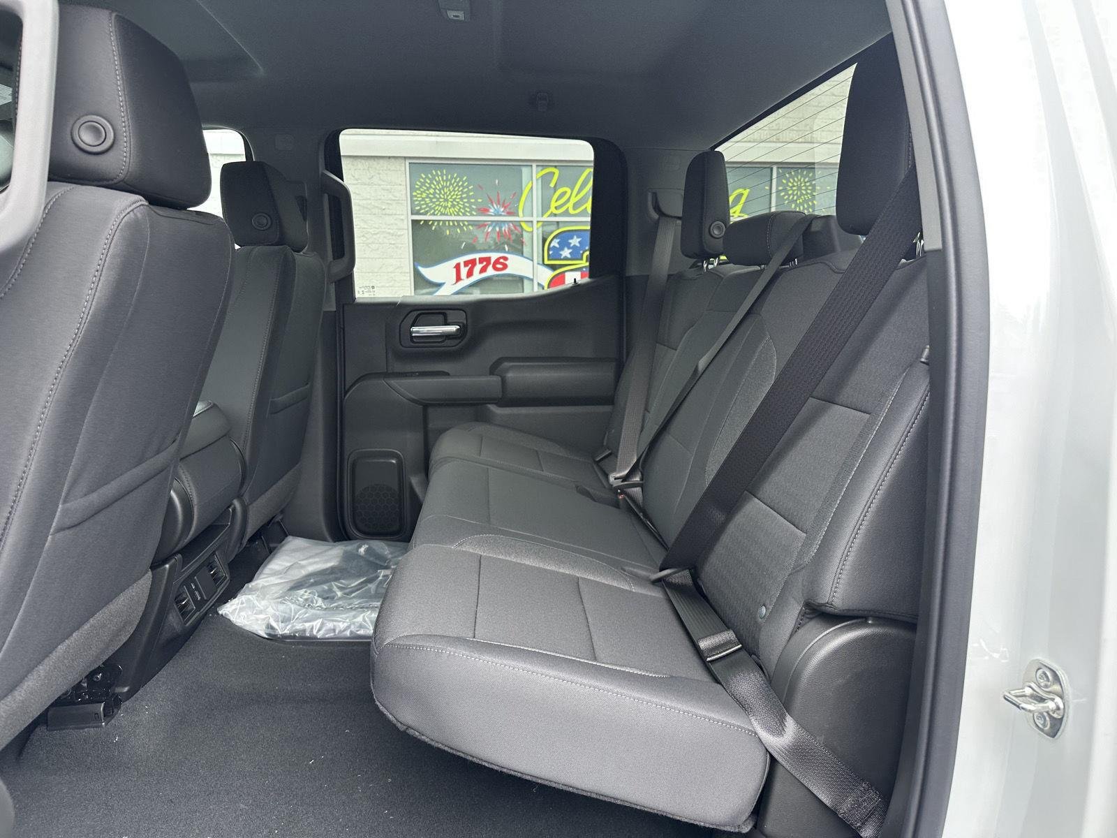 2026 Chevrolet Silverado 1500 Custom - Photo 11