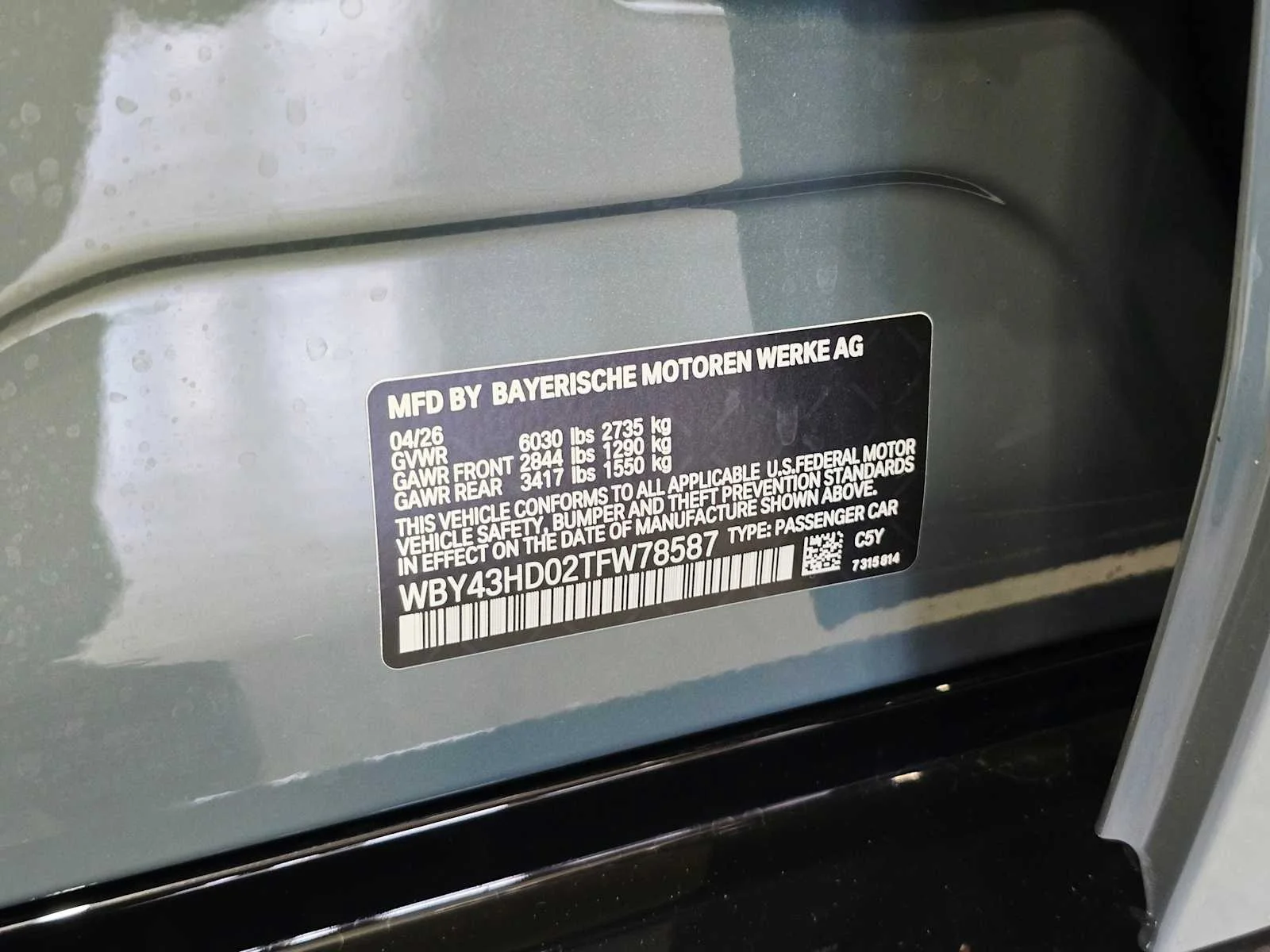 New 2026 Cape York Green Metallic BMW xDrive40 image 30
