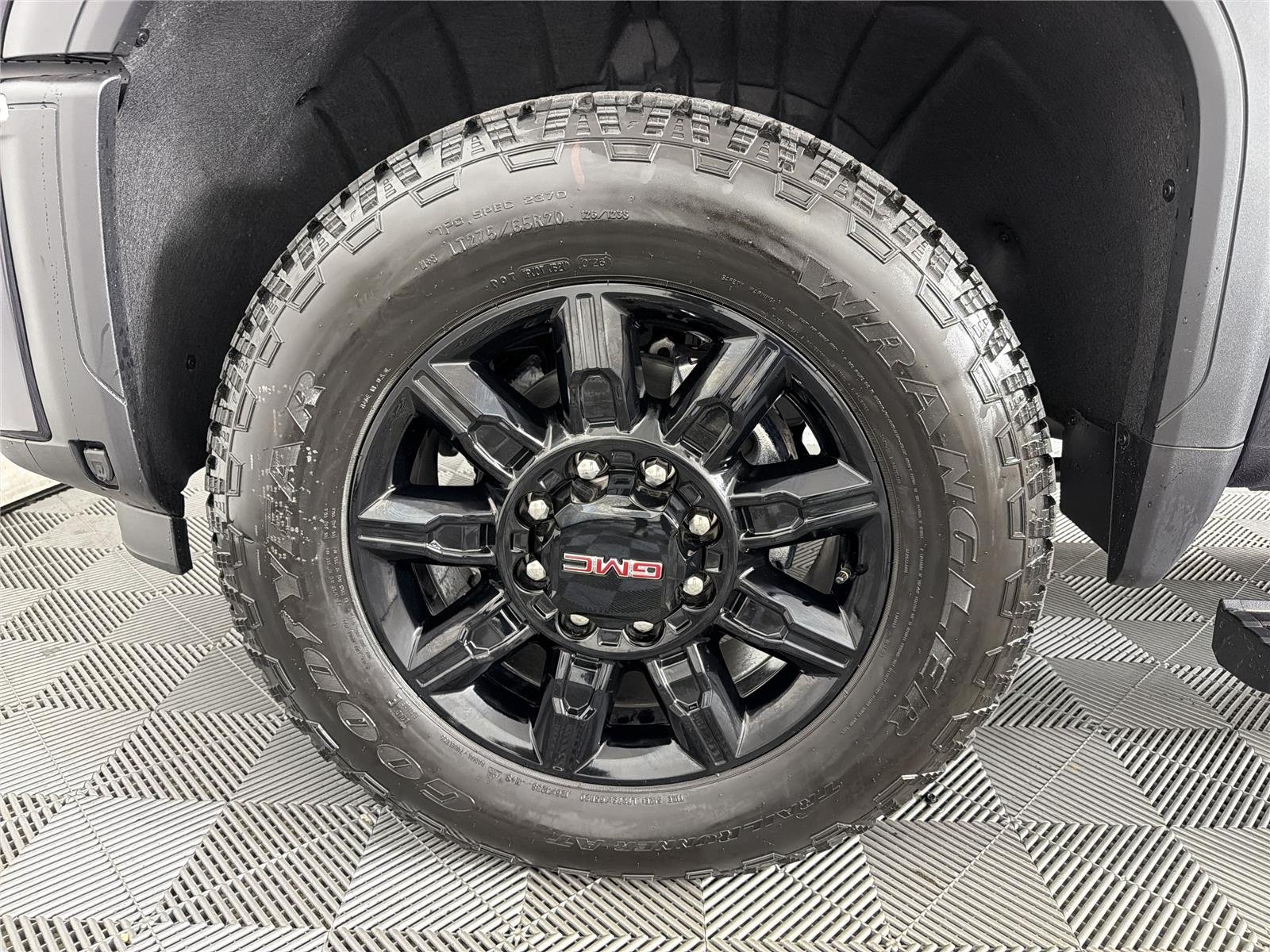 2026 GMC Sierra 2500HD AT4 - Photo 10