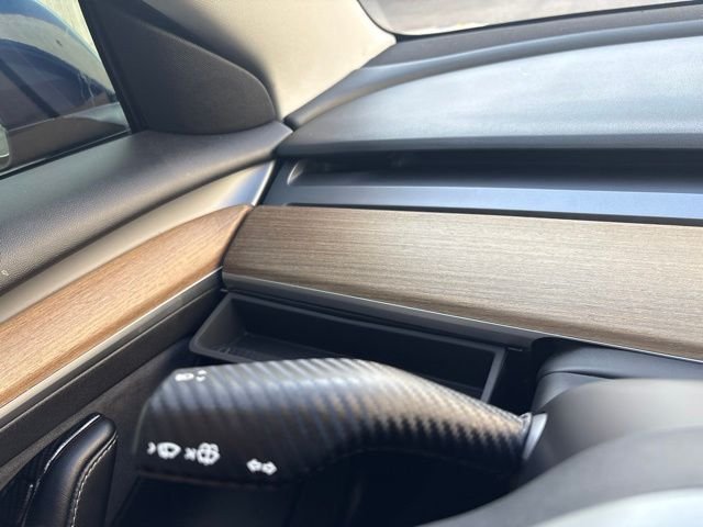 Used 2021 Deep Blue Metallic Tesla Standard Range Plus image 22