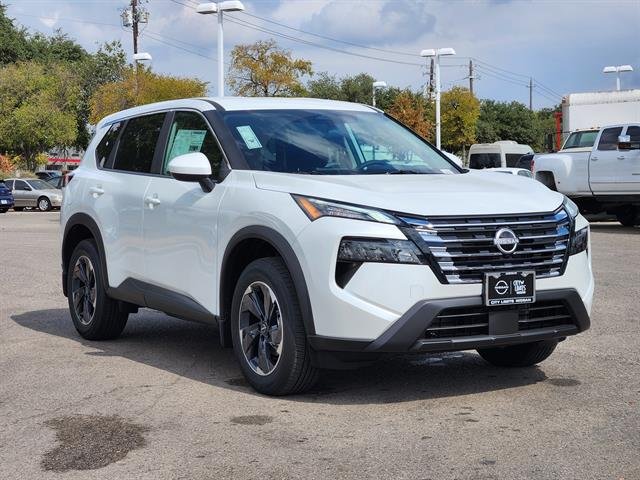 2026 Nissan Rogue SV photo 2