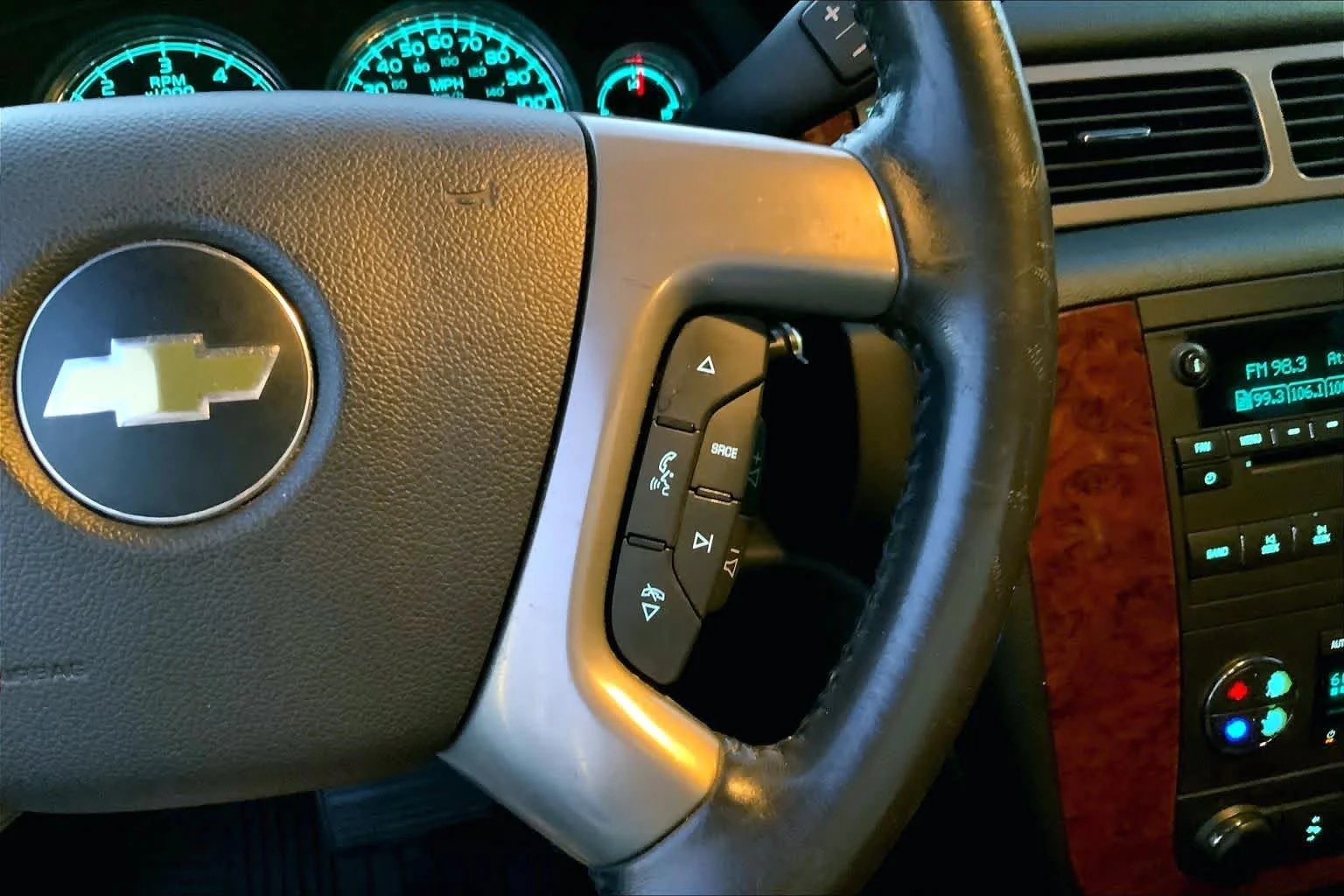 Used 2013 Summit White Chevrolet LT image 23