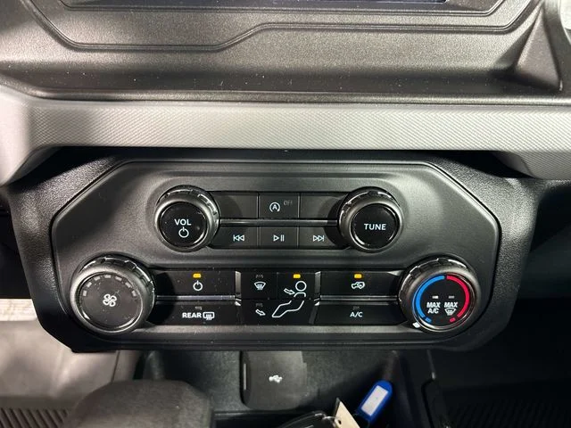 Used 2023 Silver Ford Base image 20