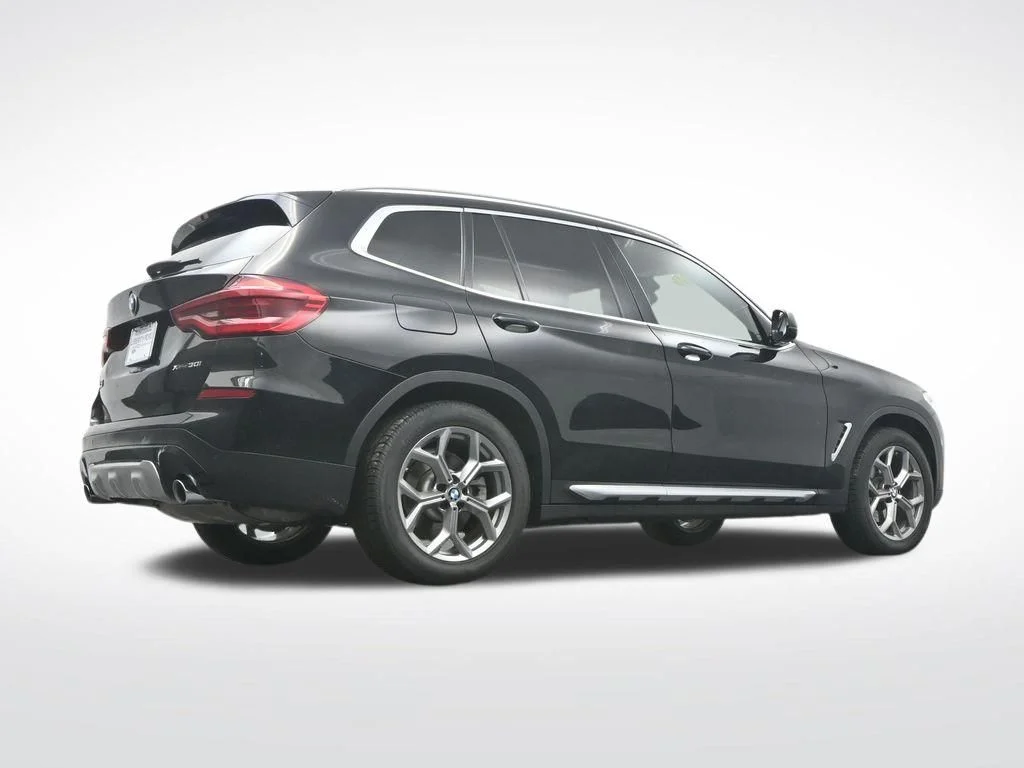 Used 2021 Black BMW xDrive30i image 35