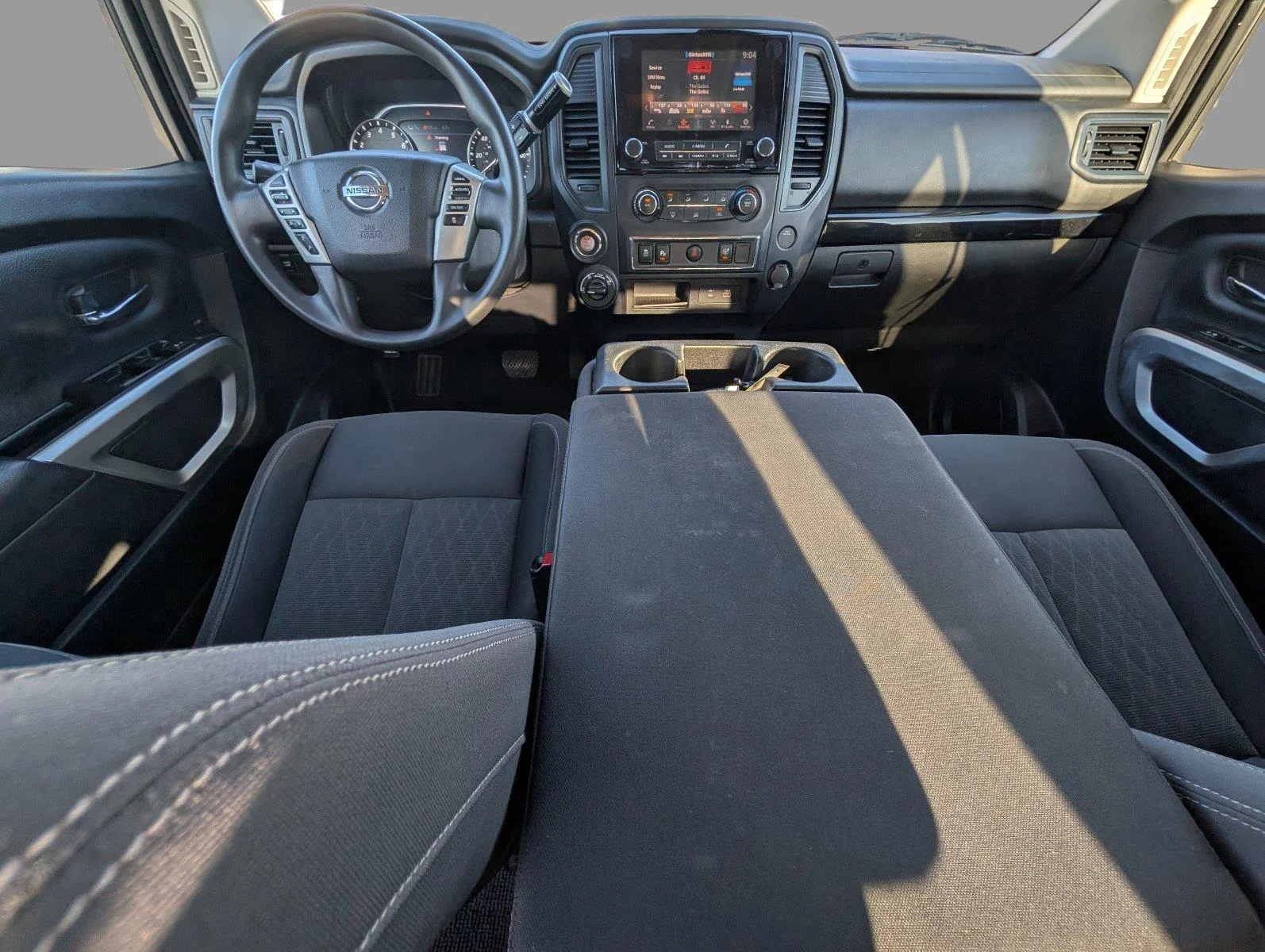 Used 2022 Super Black Nissan SV image 29