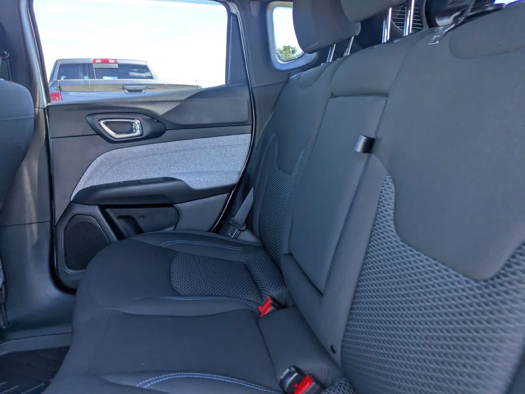 Used 2025 Silver Jeep Sport image 14