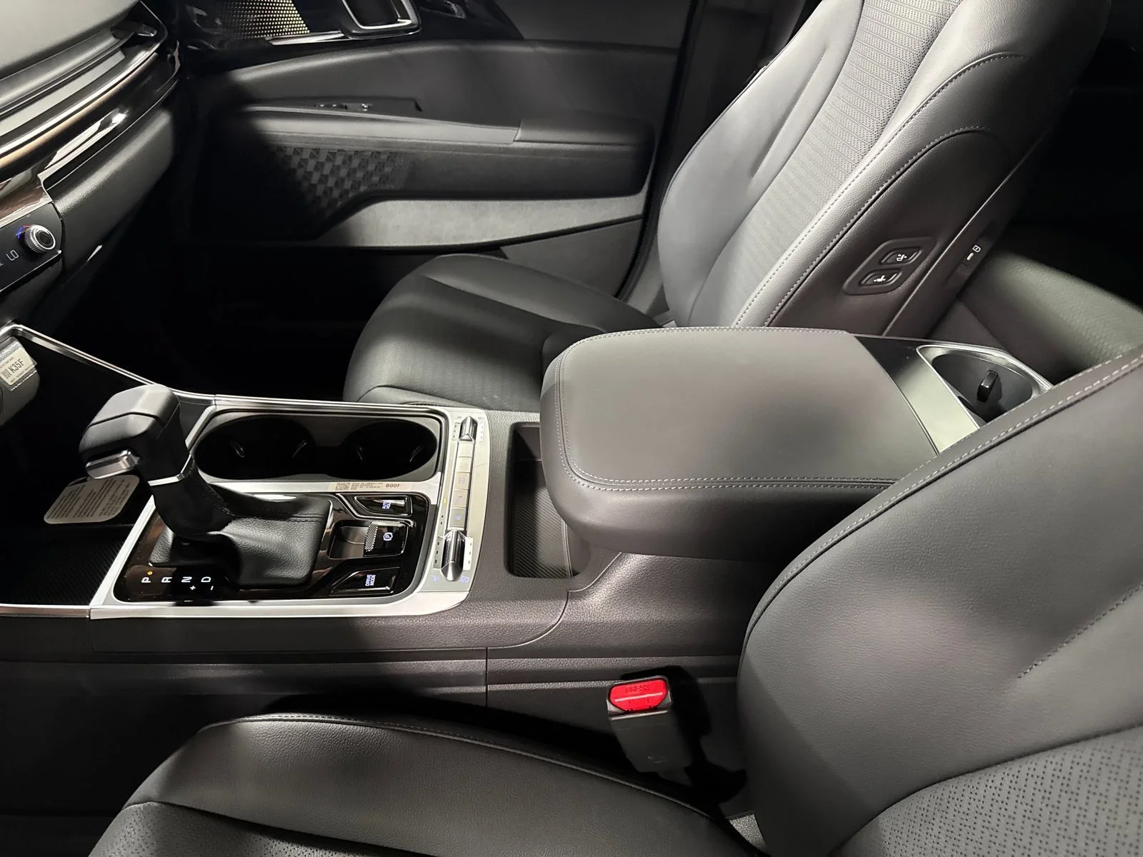 2026 Kia Carnival SX Prestige - Photo 23