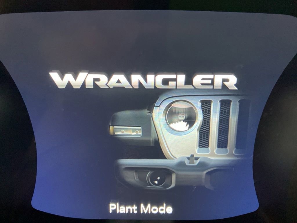 New 2026 Bright White Clear-Coat Exterior Paint Jeep 85th Anniversary image 2