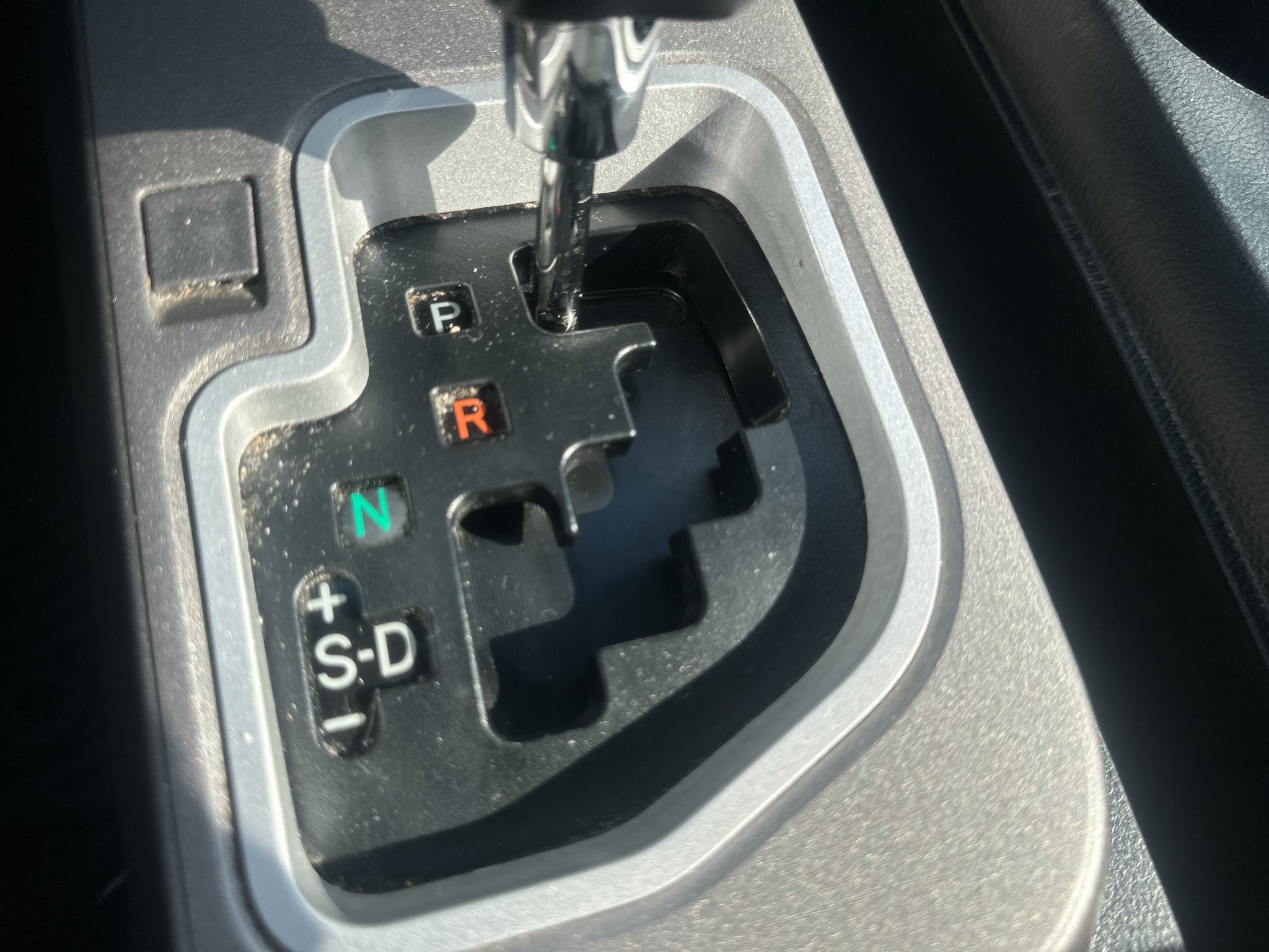 Used 2013 BLACK Toyota SR5 image 8