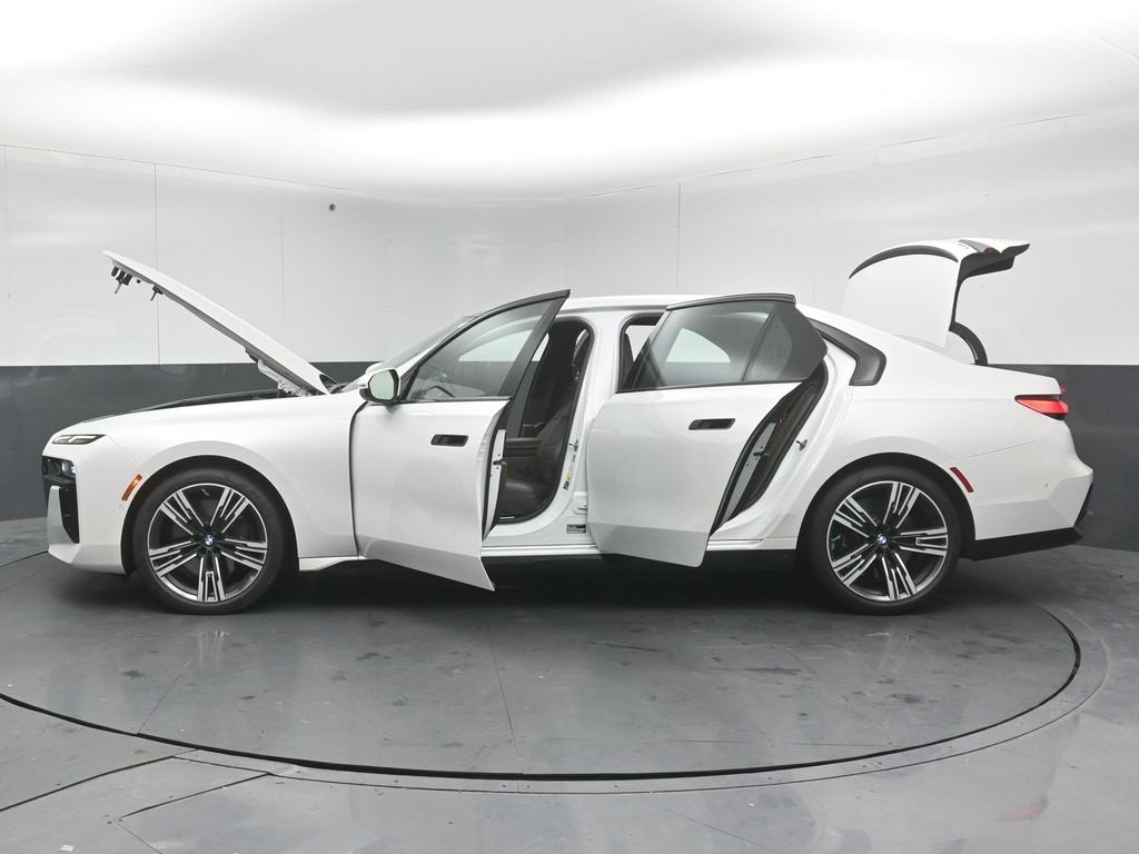 2023 BMW 760I - Image 54
