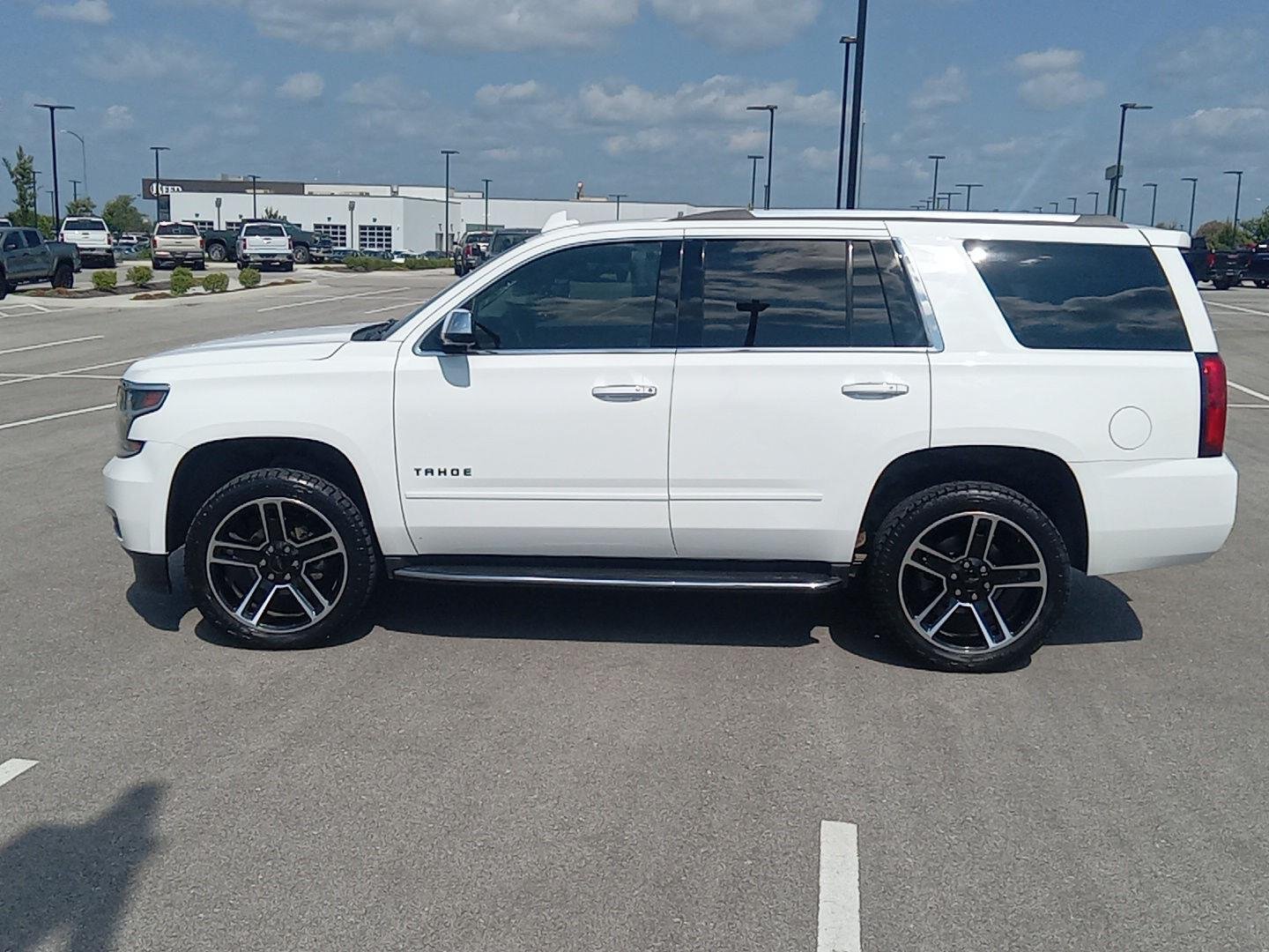 Used 2017 SUMMIT WHITE Chevrolet Premier image 26
